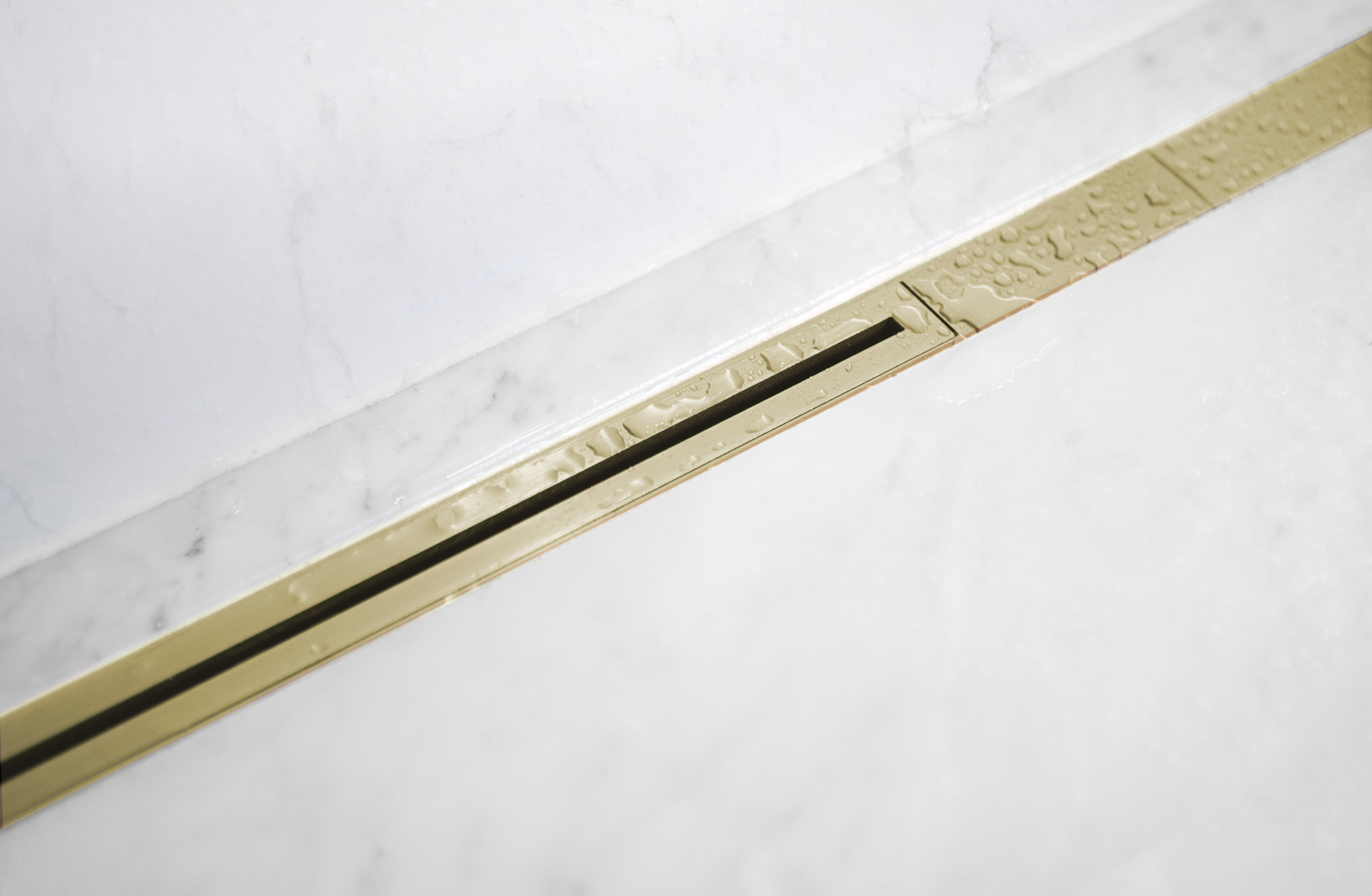 Lagoo Wall to wall design douchedrain Brushed Champagne PVD