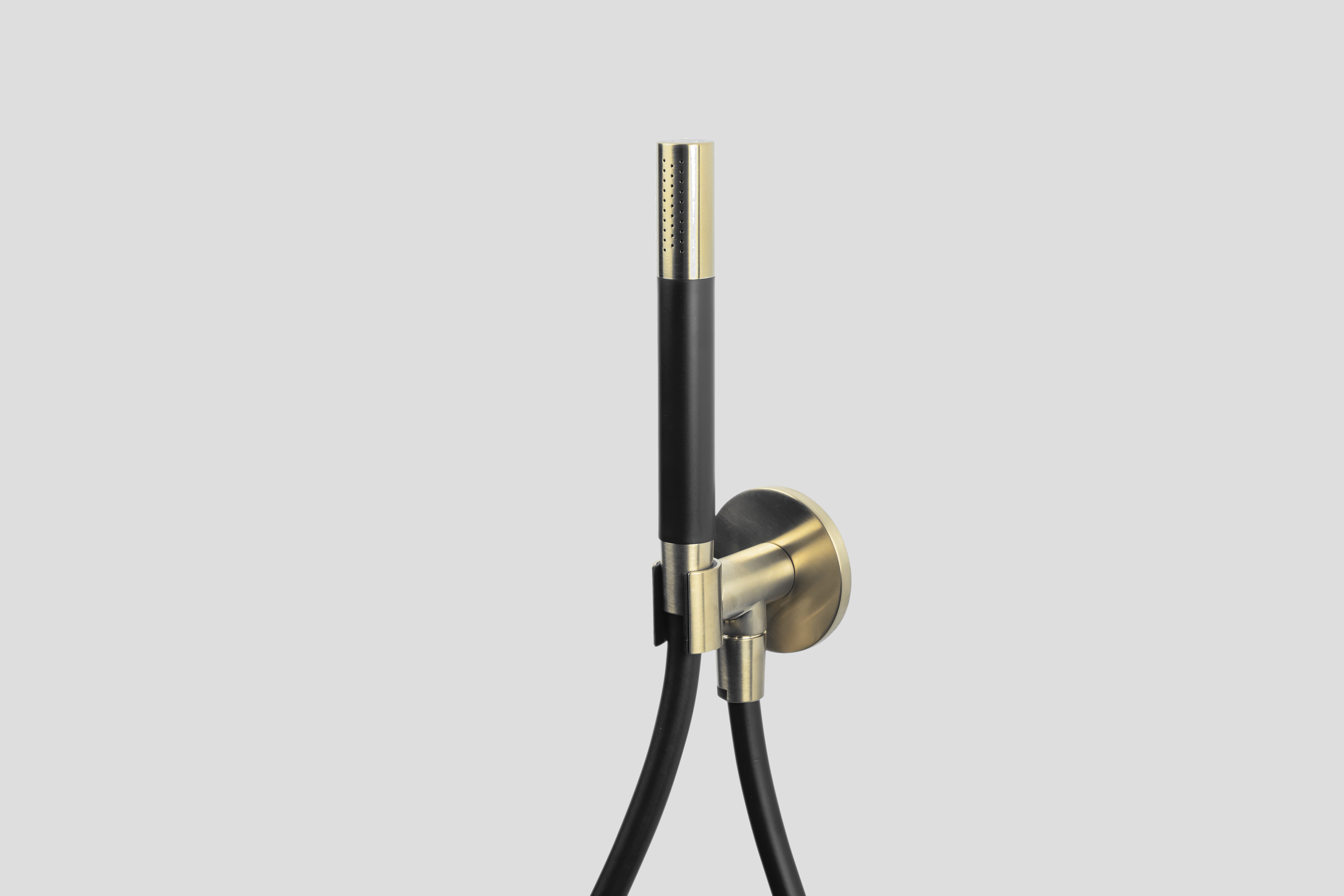 Lagoo Garda Handdouchehouder m. wanduitlaat handdouche staaf en doucheslang 150 cm G2240PG Brushed Champagne PVD