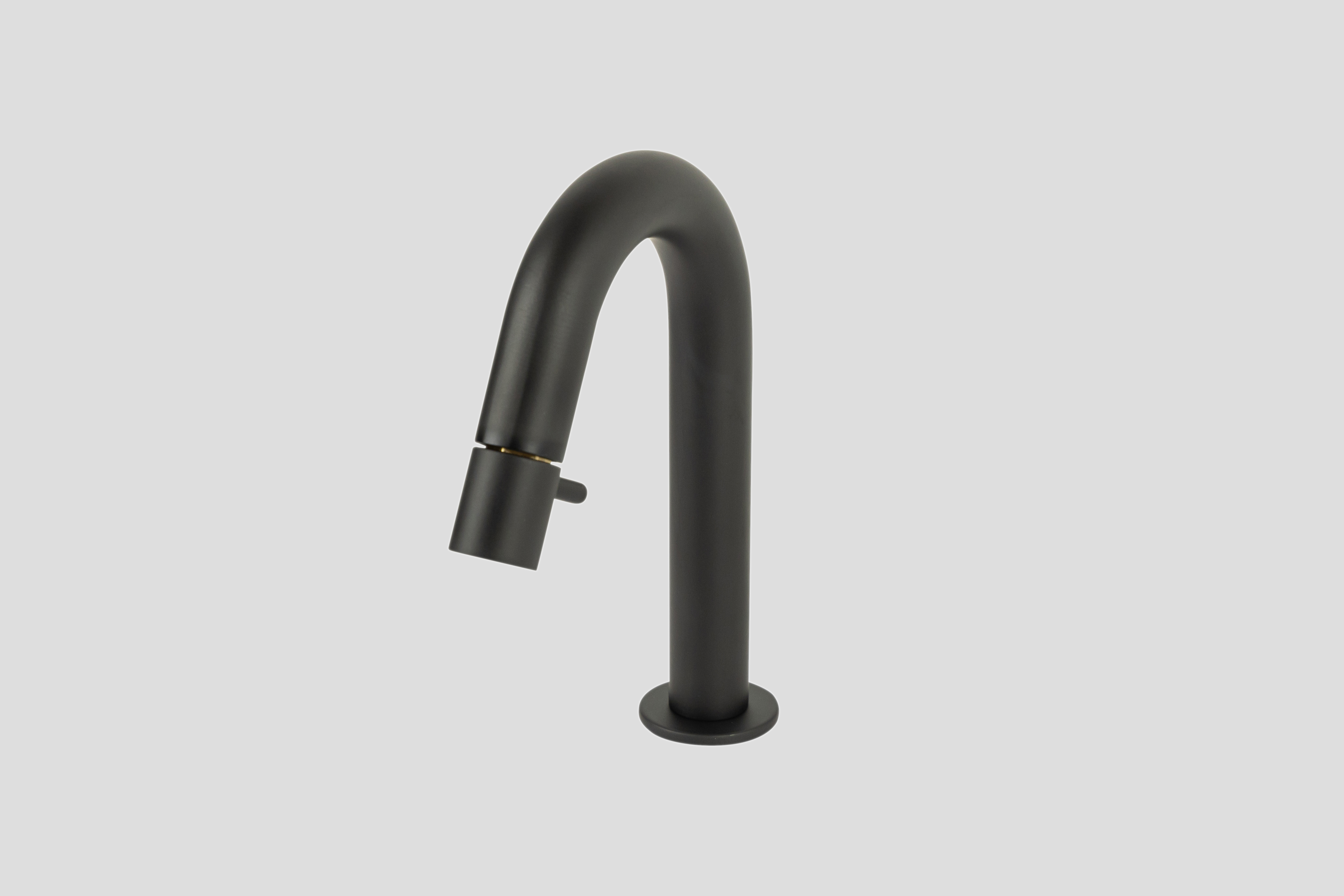 Lagoo Garda fonteinkraan G4104MB Matt Black